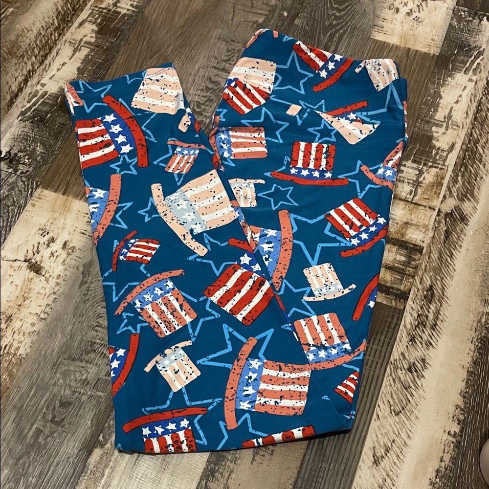 LuLaRoe Patriotic Themed Leggings Tall & Curvy BNWOT